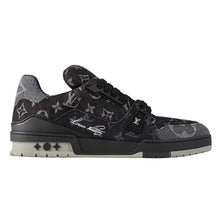 LOUIS VUITTON LV TRAINER SNEAKER - L079