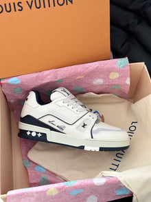 LOUIS VUITTON LV TRAINER SNEAKER MARINE - L063