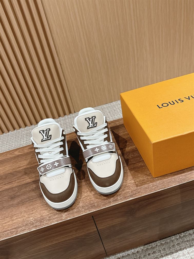 LOUIS VUITTON LV TRAINER SNEAKER MOKA - L057