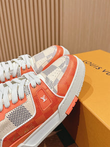 LOUIS VUITTON LV TRAINER SNEAKER ORANGE - L041