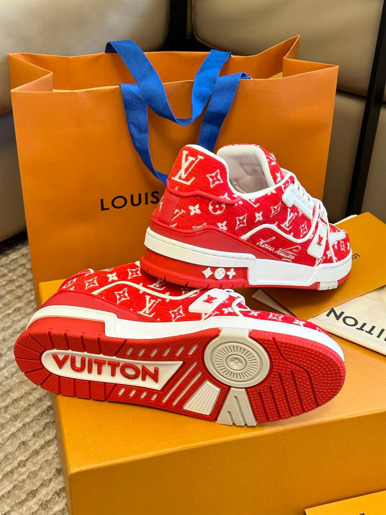 LOUIS VUITTON LV TRAINER SNEAKER RED - L133