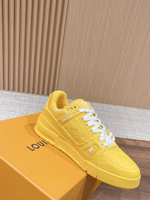 LOUIS VUITTON LV TRAINER SNEAKER YELLOW - L082