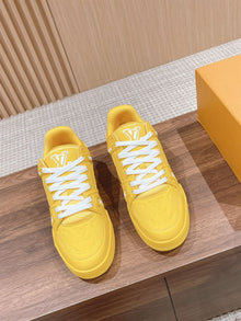 LOUIS VUITTON LV TRAINER SNEAKER YELLOW - L082