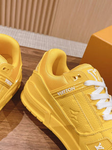 LOUIS VUITTON LV TRAINER SNEAKER YELLOW - L082