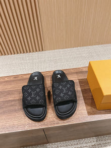 LOUIS VUITTON MIAMI MULE - S010