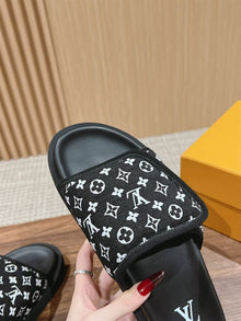 LOUIS VUITTON MIAMI MULE - S012