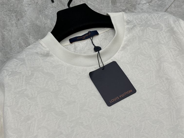 LOUIS VUITTON MONOGRAM FIL COUPE COTTON T-SHIRT - V032