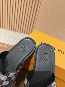 LOUIS VUITTON OASIS MULE - S074