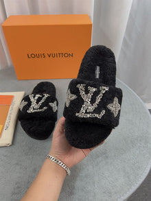 LOUIS VUITTON PASEO FLAT COMFORT MULE - S120