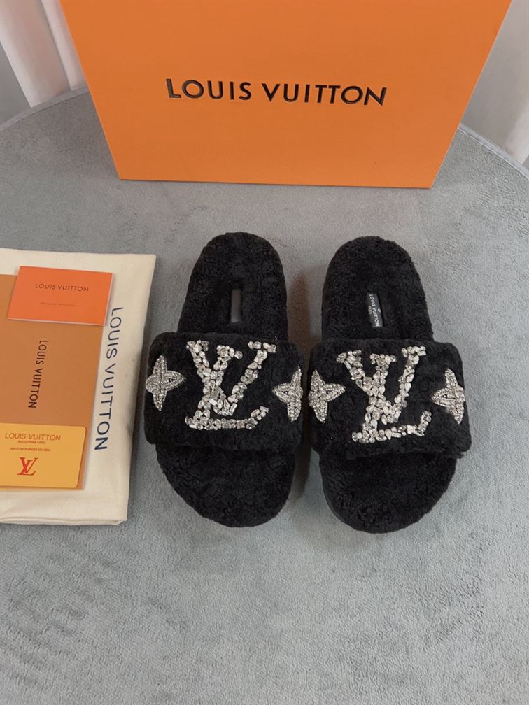 LOUIS VUITTON PASEO FLAT COMFORT MULE - S120