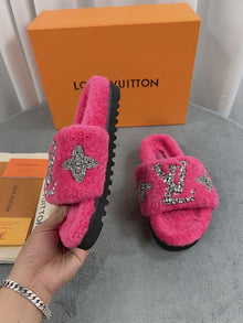 LOUIS VUITTON PASEO FLAT COMFORT MULE - S121