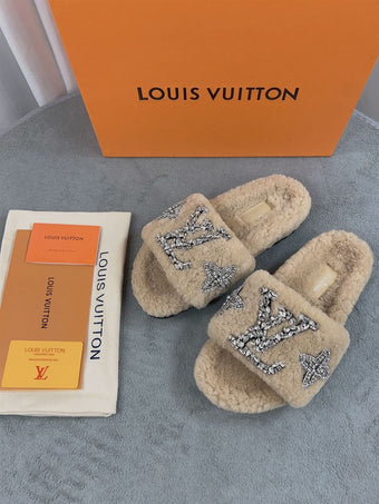 LOUIS VUITTON PASEO FLAT COMFORT MULE - S123