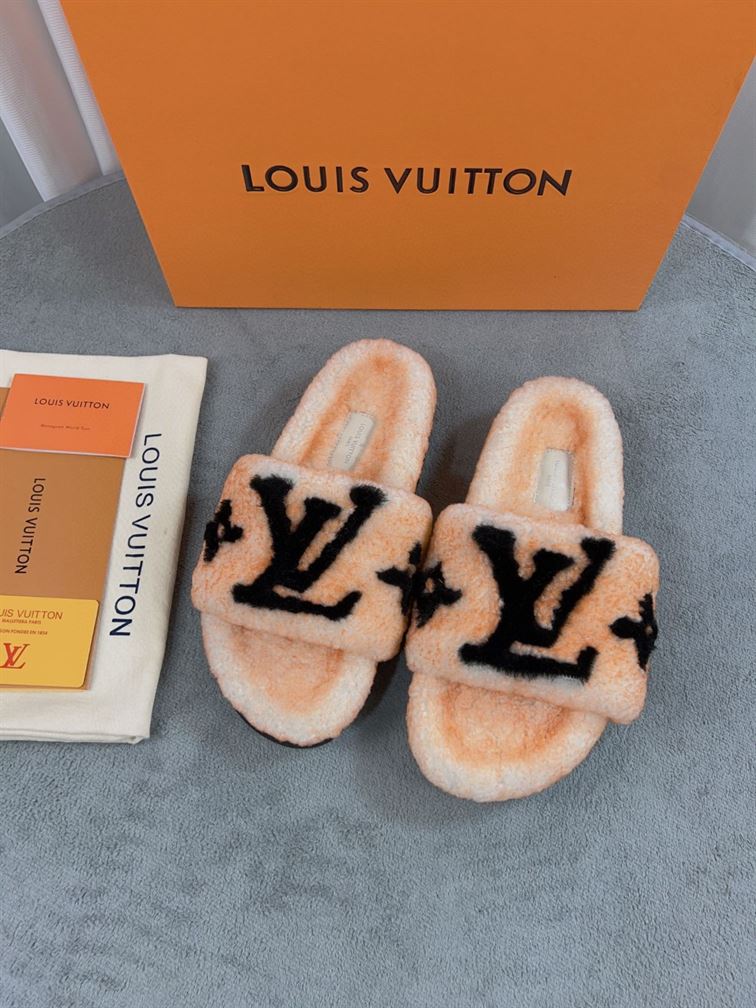 LOUIS VUITTON PASEO FLAT COMFORT MULE - S126