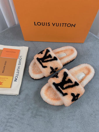 LOUIS VUITTON PASEO FLAT COMFORT MULE - S126