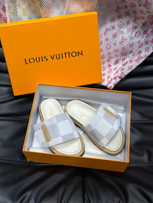 LOUIS VUITTON POOL PILLOW FLAT COMFORT MULE - S049