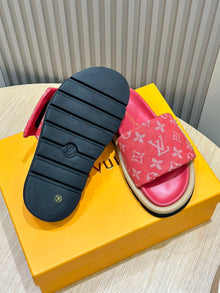 LOUIS VUITTON POOL PILLOW FLAT COMFORT MULE - S053