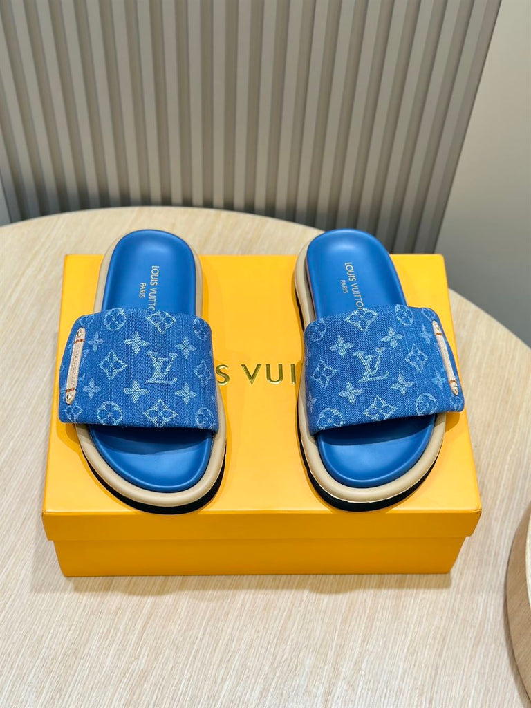 LOUIS VUITTON POOL PILLOW FLAT COMFORT MULE - S056