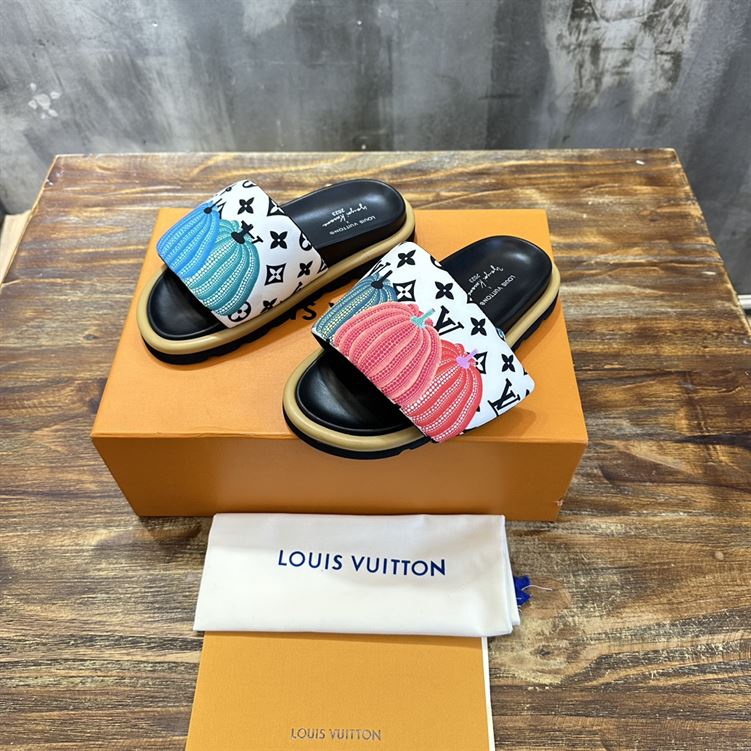 LOUIS VUITTON POOL PILLOW FLAT COMFORT MULE - S100