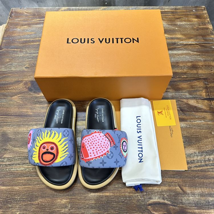 LOUIS VUITTON POOL PILLOW FLAT COMFORT MULE - S104