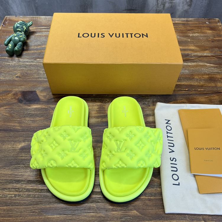 LOUIS VUITTON POOL PILLOW FLAT COMFORT MULE - S110