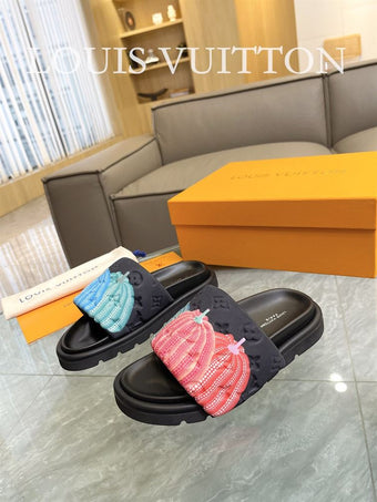 LOUIS VUITTON POOL PILLOW FLAT COMFORT MULE - S130