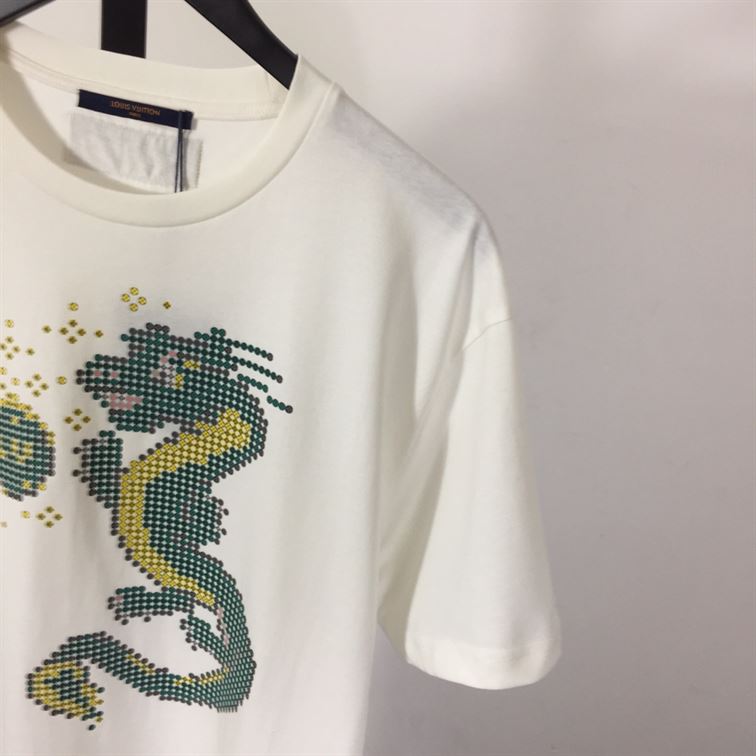 LOUIS VUITTON PRINTED DRAGON MONOGRAM T-SHIRT - V038