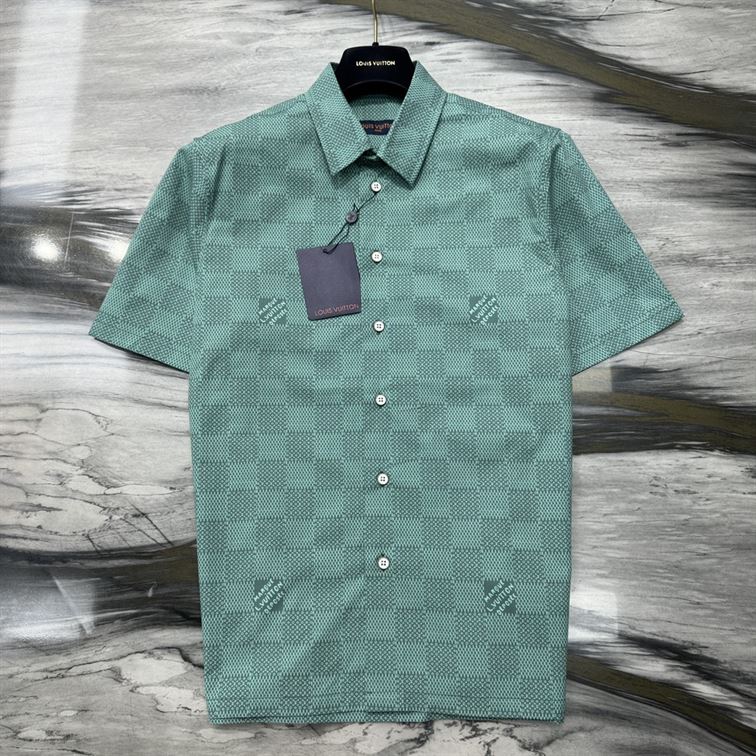 LOUIS VUITTON PRINTED SHORT-SLEEVED COTTON SHIRT - V054