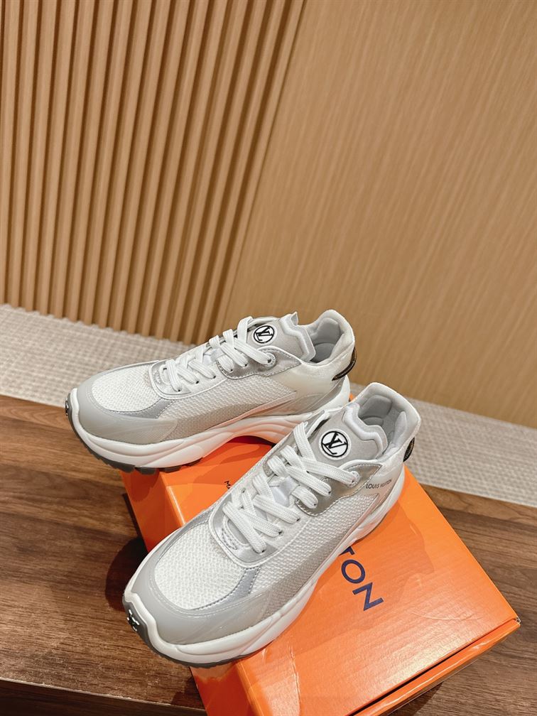 LOUIS VUITTON RUN 55 SNEAKER - L118