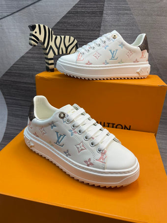 LOUIS VUITTON TIME OUT SNEAKER - L113