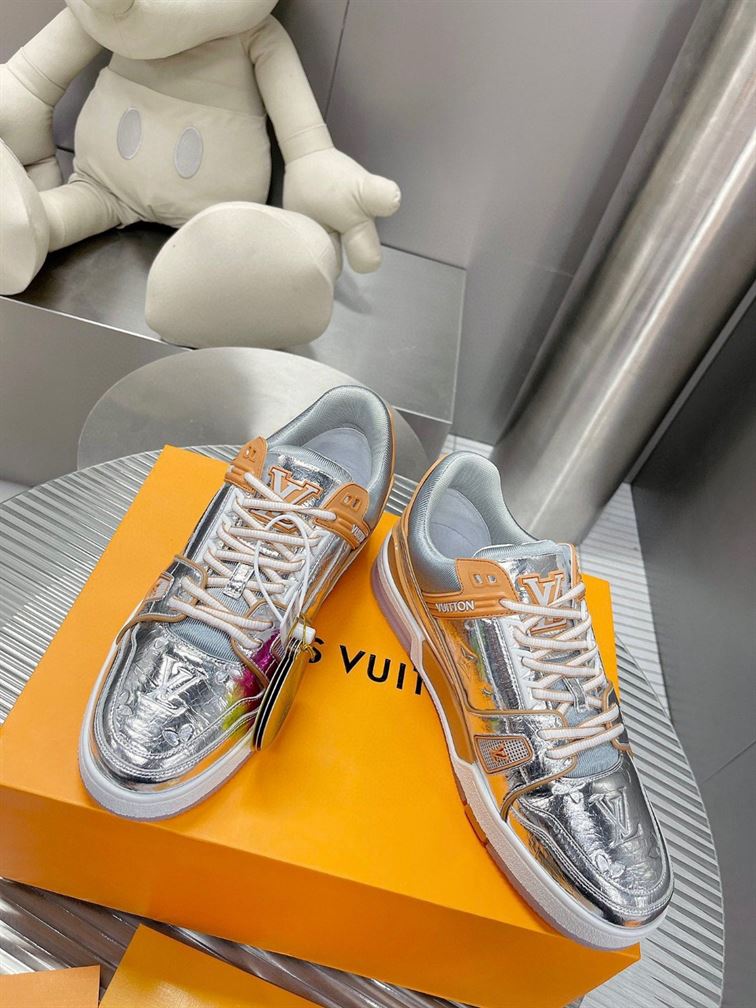 LOUIS VUITTON TRAINER METALLIC BEIGE - L095