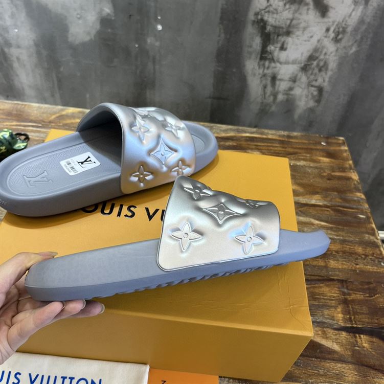 LOUIS VUITTON WATERFRONT MULE - S132