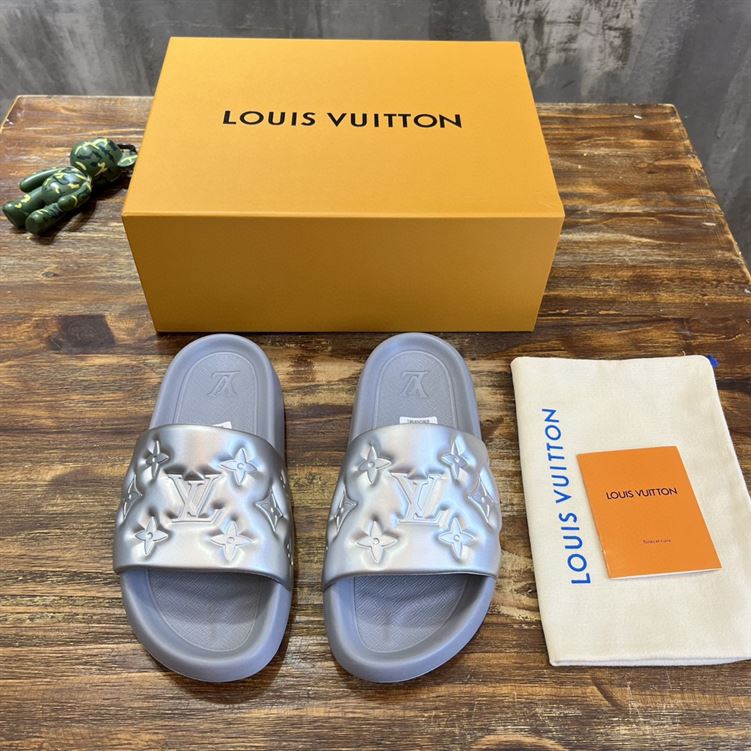 LOUIS VUITTON WATERFRONT MULE - S132