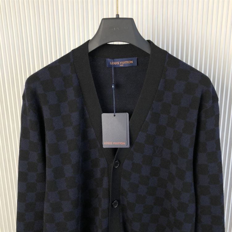 LOUIS VUITTON WOOL CARDIGAN - J005