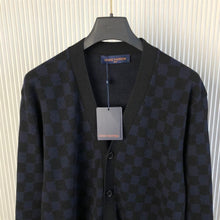 LOUIS VUITTON WOOL CARDIGAN - J005