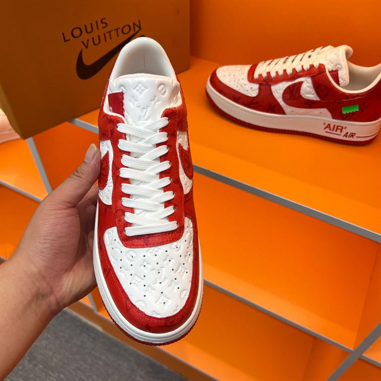 LOUIS VUITTON X NIKE AIR FORCE 1 SNEAKER - L092