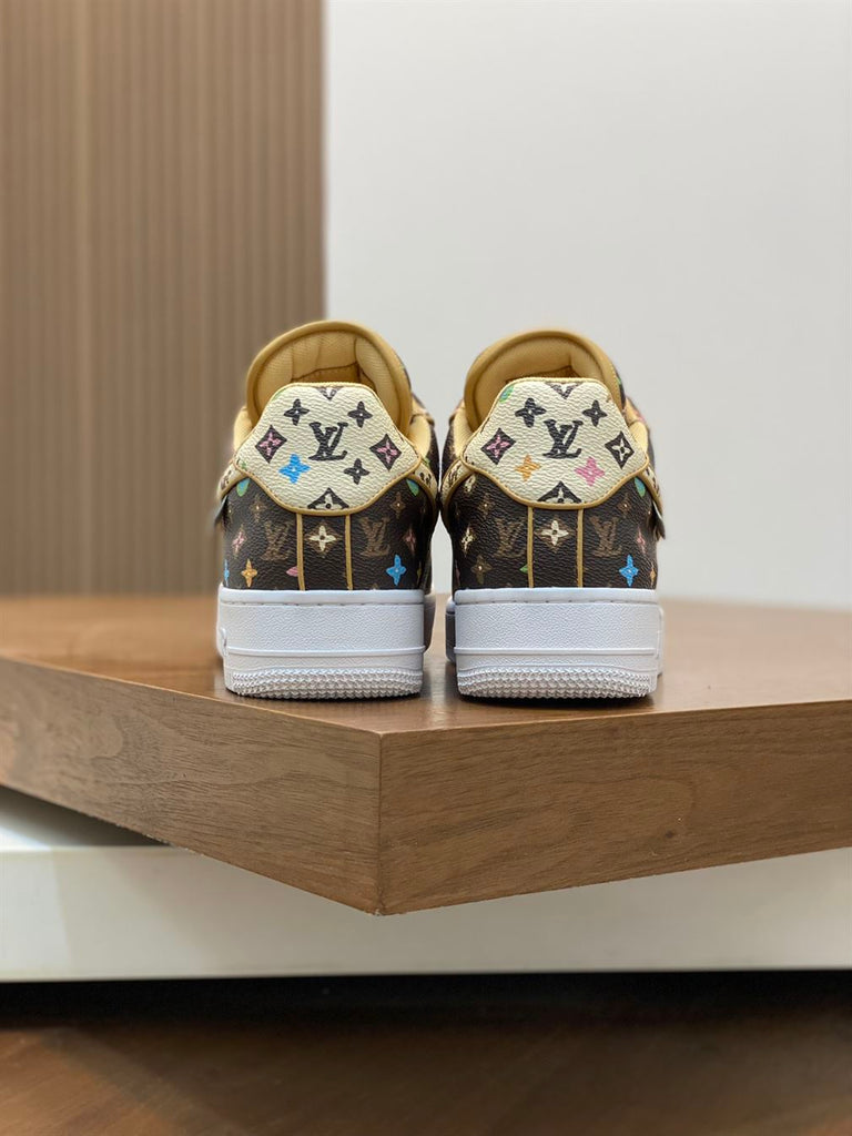 LOUIS VUITTON X NIKE AIR FORCE 1 SNEAKER - L105