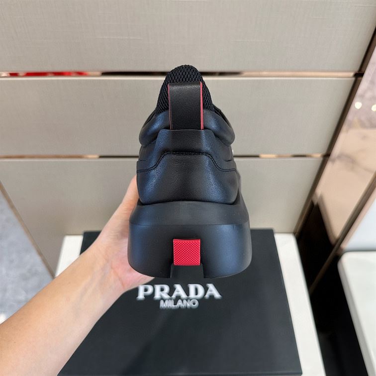 PRADA BLACK LEATHER SNEAKERS - P057