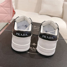 PRADA DISTRICT LEATHER WHITE BLACK - P055