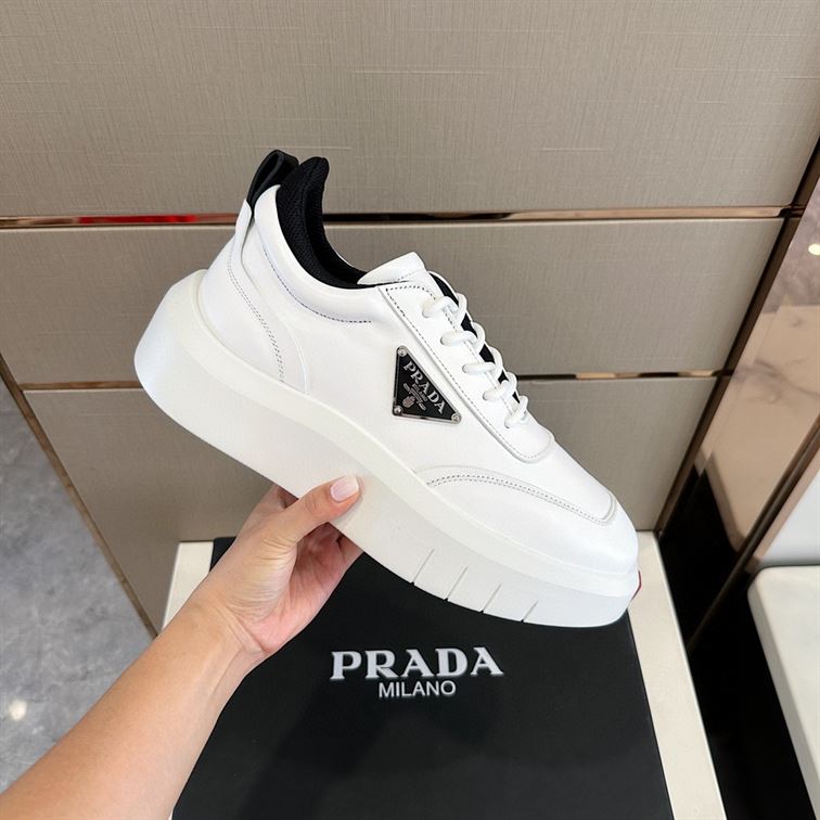 PRADA WHITE LEATHER SNEAKERS - P058