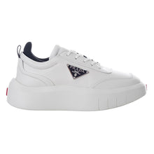 PRADA WHITE LEATHER SNEAKERS - P058