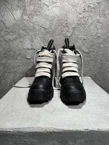 RICK OWENS JUMBO LACE BOZO TRACTOR BOOTS - DY022