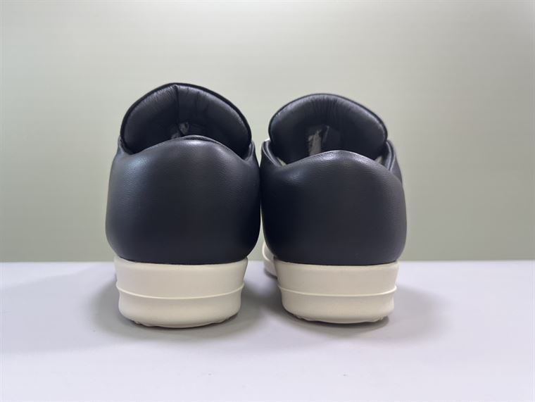 RICK OWENS JUMBO LACE PADDED SNEAKERS - DY007