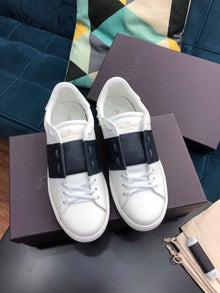 VALENTINO CALFSKIN OPEN SNEAKER - TM034