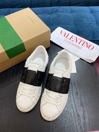 VALENTINO GARAVANI OPEN FOR A CHANGE SNEAKERS - TM043