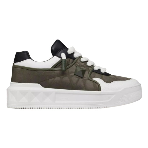 VALENTINO ONE STUD XL LOW-TOP SNEAKER IN NAPPA LEATHER AND JACQUARD TOILE ICONOGRAPHE TECHNICAL FABRIC - TM011