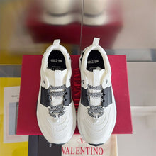 VALENTINO TRUE ACT LOW TOP SNEAKER IN MESH AND RUBBERIZED FABRIC - TM015