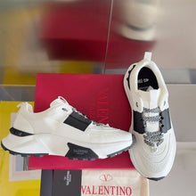 VALENTINO TRUE ACT LOW TOP SNEAKER IN MESH AND RUBBERIZED FABRIC - TM015