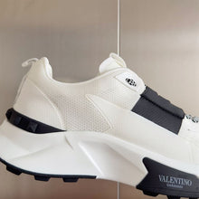 VALENTINO TRUE ACT LOW TOP SNEAKER IN MESH AND RUBBERIZED FABRIC - TM015