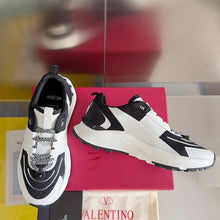 VALENTINO TRUE ACT LOW TOP SNEAKER IN MESH AND RUBBERIZED FABRIC - TM016