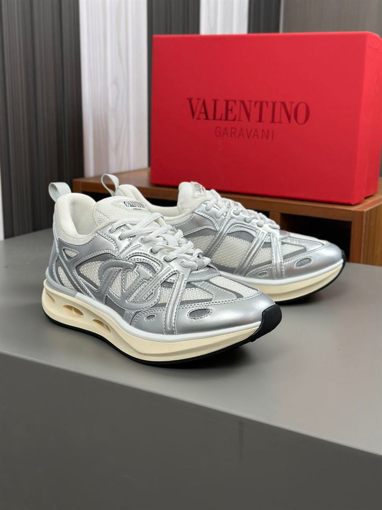 VALENTINO VLOGO EASYJOG SNEAKER IN MIRROR AND FABRIC - TM004